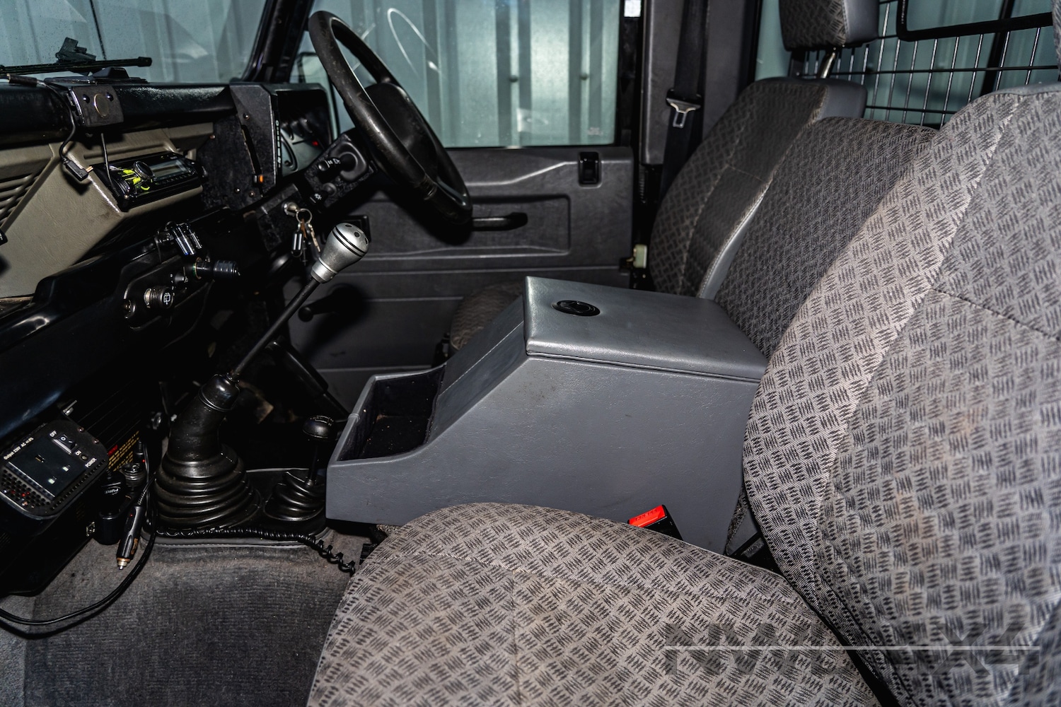 Used Land Rover Defender 1999 for sale - 77490118: Photo 15