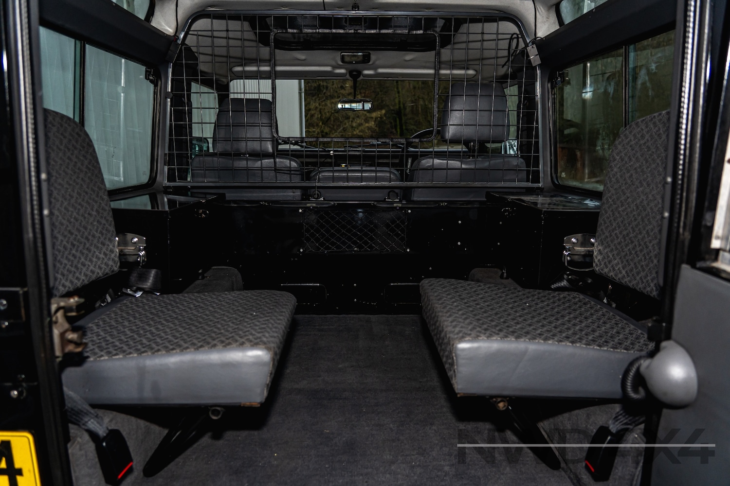 Used Land Rover Defender 1999 for sale - 77490118: Photo 17