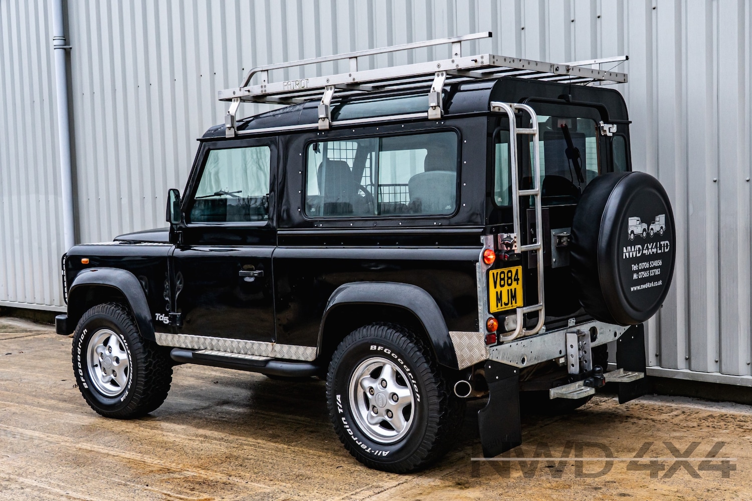 Used Land Rover Defender 1999 for sale - 77490118: Photo 5