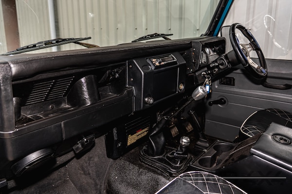 Used Land Rover Defender 2000 for sale - 76287067: Photo 17