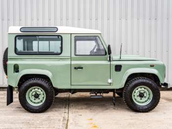 Used Land Rover Defender  for sale - 72015405: Photo