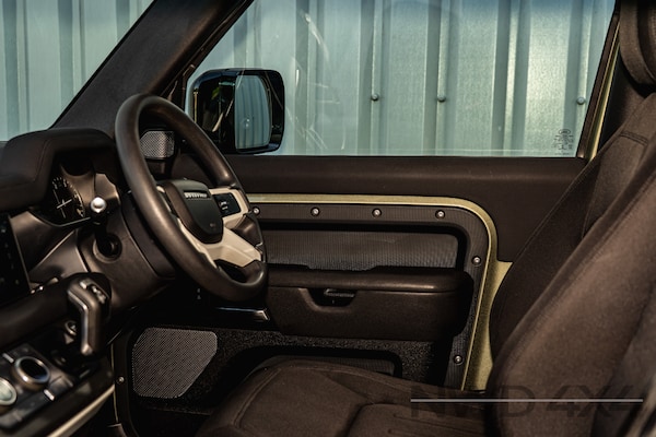 Used Land Rover Defender 2022 for sale - 74625674: Photo 18