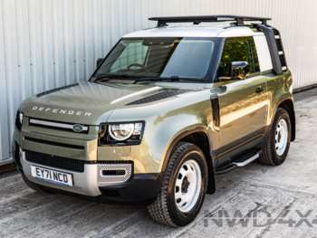 Used Land Rover Defender 2022 for sale - 74625674: Photo