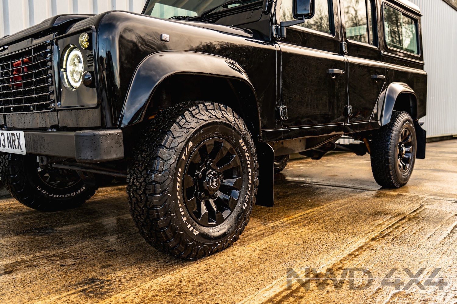 Used Land Rover Defender 110 1995 for sale - 77245124: Photo 24