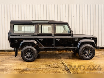 Used Land Rover Defender 110 1995 for sale - 77245124: Photo