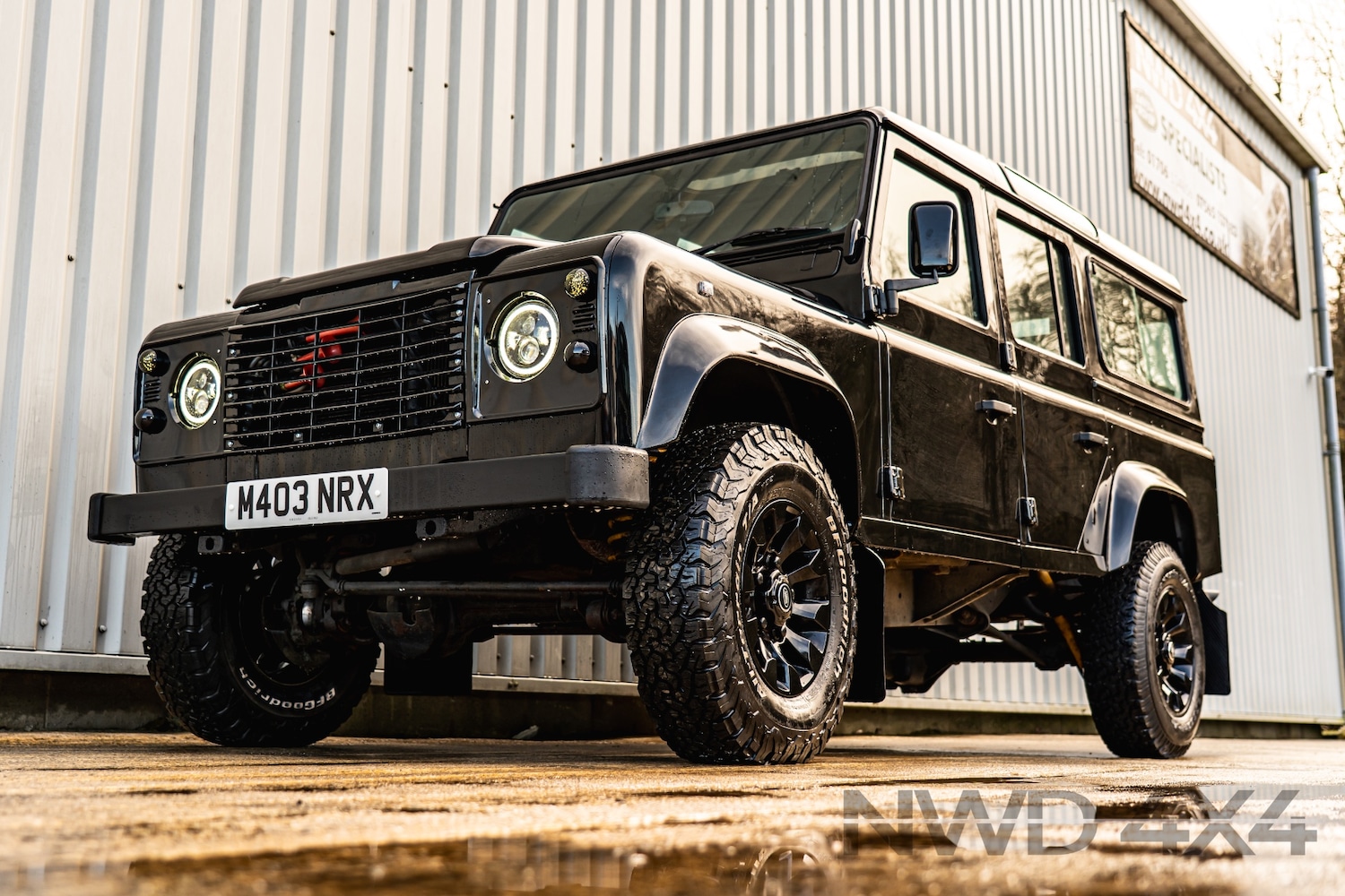 Used Land Rover Defender 110 1995 for sale - 77245124: Photo 4