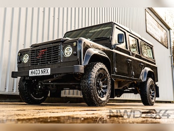 Used Land Rover Defender 110 1995 for sale - 77245124: Photo