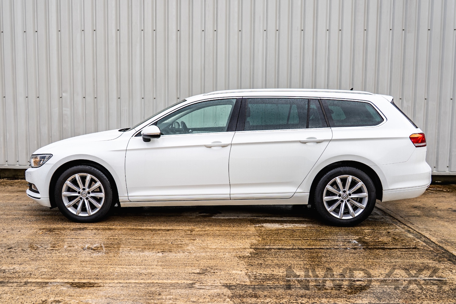 Used Volkswagen Passat 2017 for sale - 76449760: Photo 4