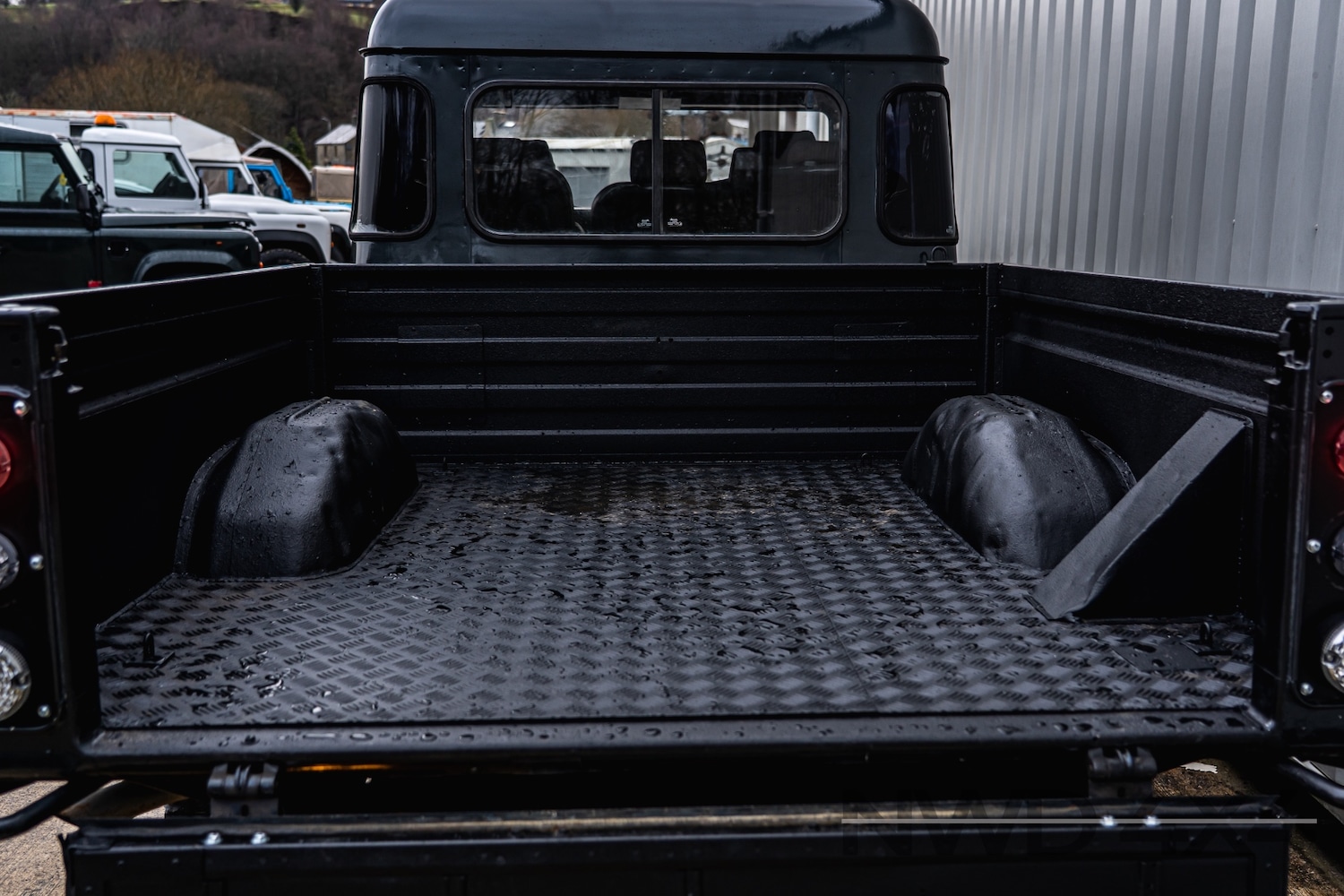 Used Land Rover Defender 130 1992 for sale - 77445985: Photo 12