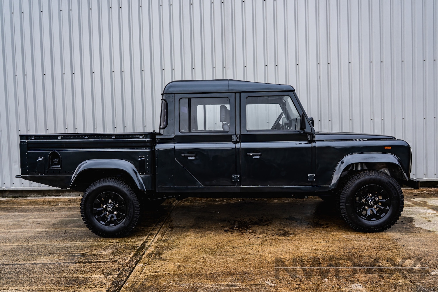 Used Land Rover Defender 130 1992 for sale - 77445985: Photo 8