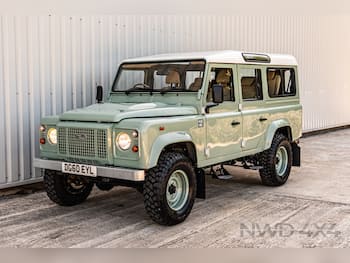 Used Land Rover Defender 2010 for sale - 79690527: Photo