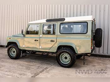 Used Land Rover Defender 2010 for sale - 79690527: Photo