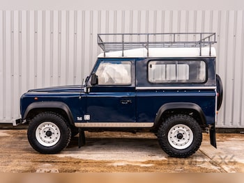 Used Land Rover Defender 1998 for sale - 78615410: Photo