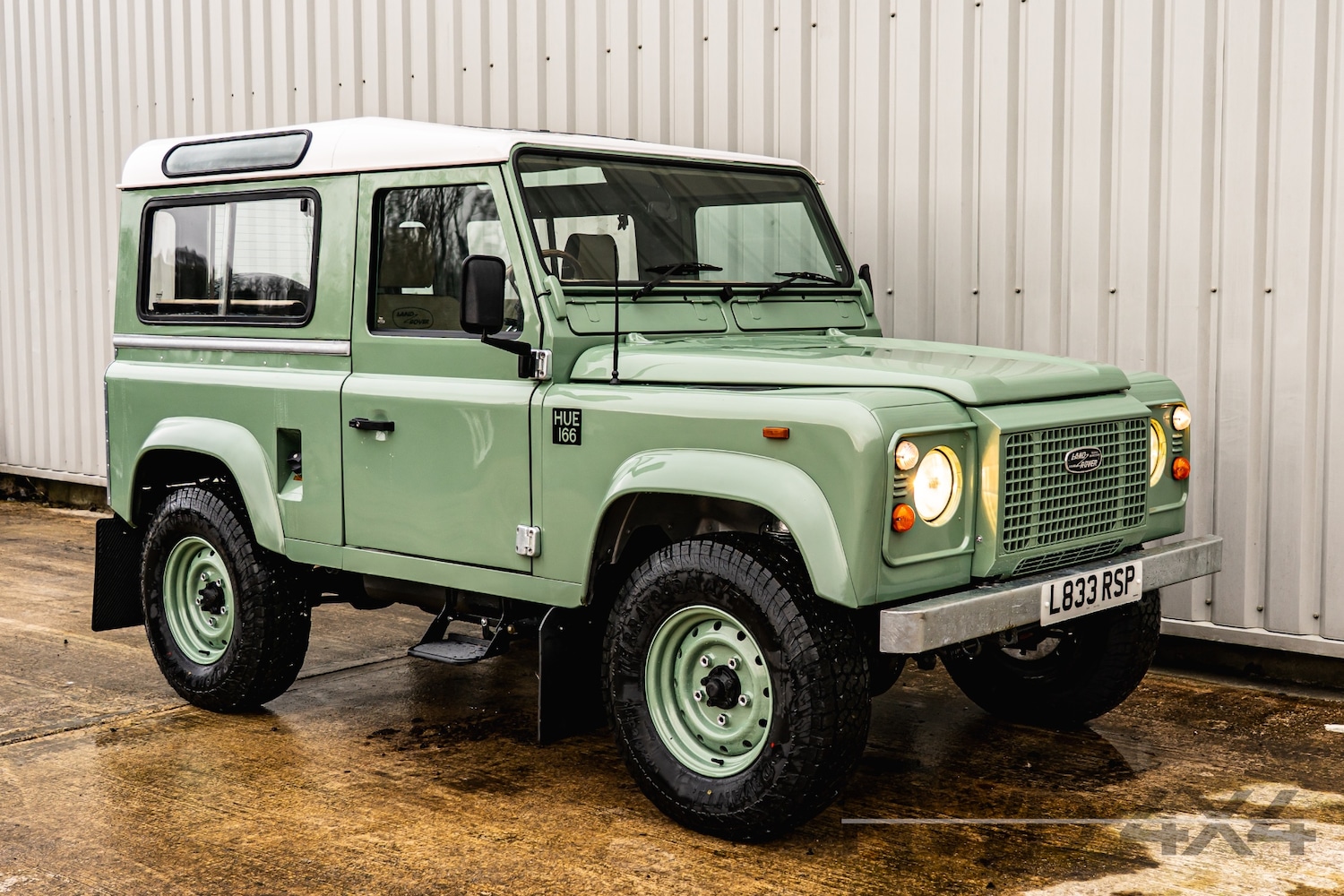 Used Land Rover Defender 90 1994 for sale - 77444148: Photo 2