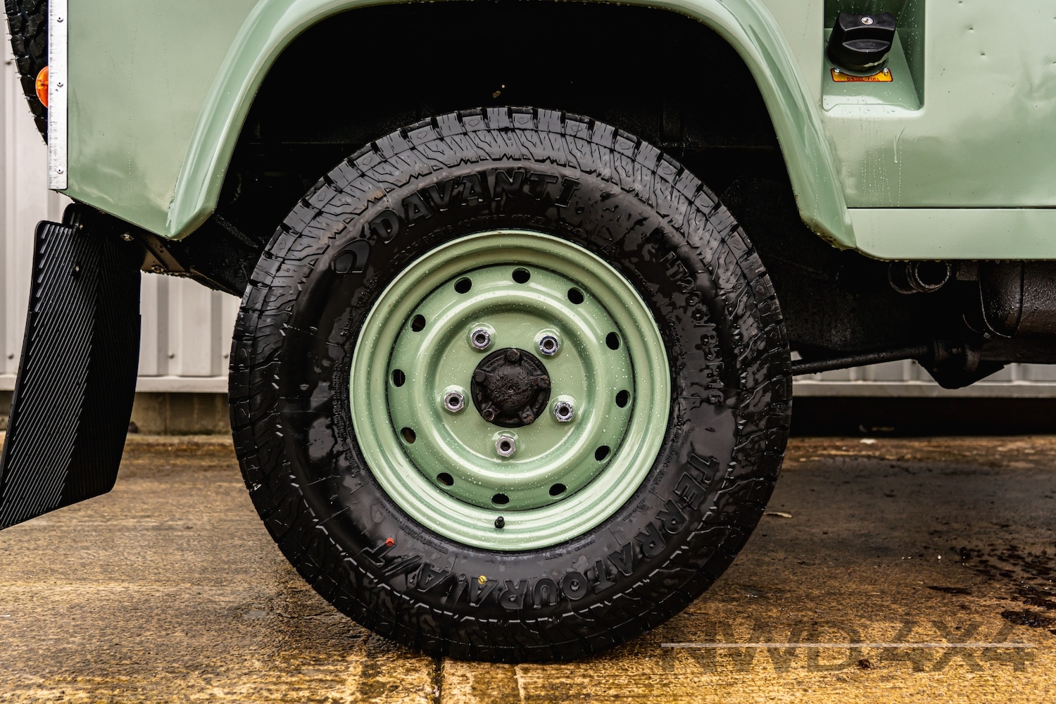 Used Land Rover Defender 90 1994 for sale - 77444148: Photo 20