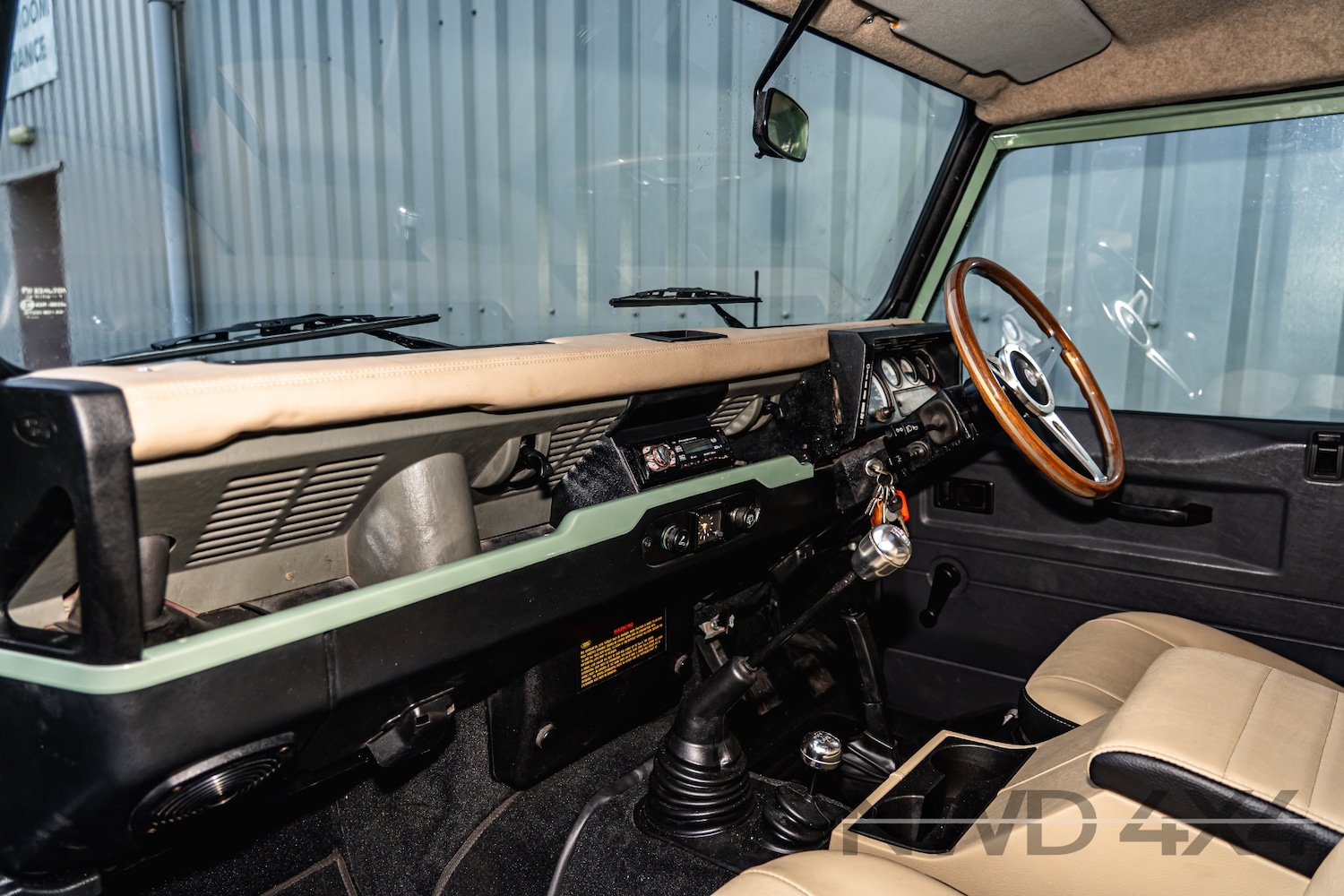 Used Land Rover Defender 90 1994 for sale - 77444148: Photo 23