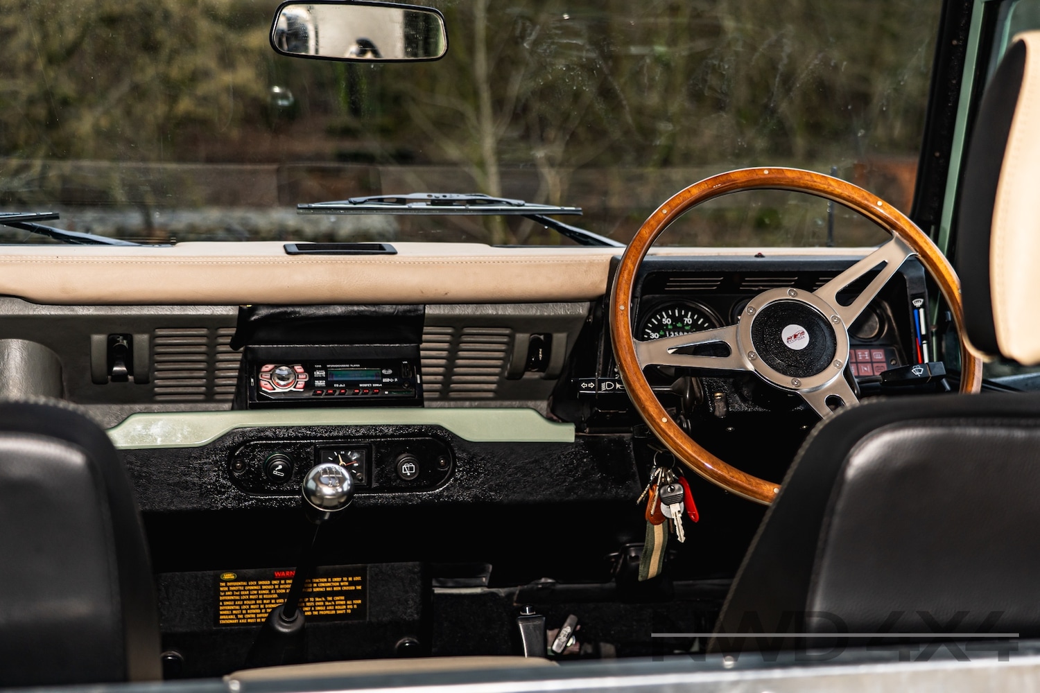 Used Land Rover Defender 90 1994 for sale - 77444148: Photo 9