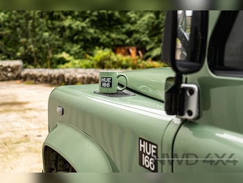 Used Land Rover Defender 2004 for sale - 78352740: Photo