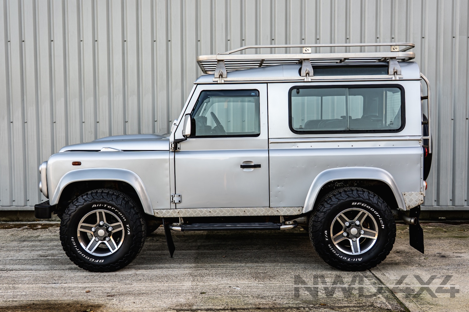 Used Land Rover Defender 2007 for sale - 76637532: Photo 4