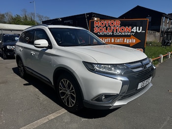 Used Mitsubishi Outlander 2016 for sale - 79608701: Photo
