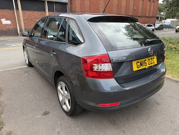 Used Skoda Rapid Spaceback 2016 for sale - 79176780: Photo