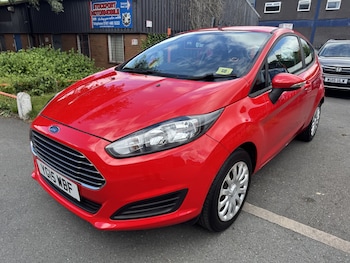 Used Ford Fiesta 2015 for sale - 78932358: Photo