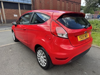 Used Ford Fiesta 2015 for sale - 78932358: Photo