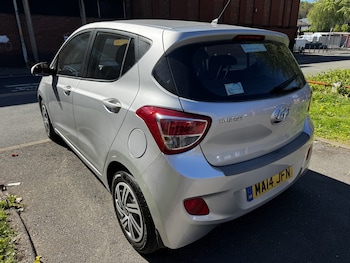Used Hyundai i10 2014 for sale - 79495282: Photo