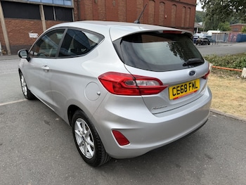 Used Ford Fiesta 2018 for sale - 79254955: Photo