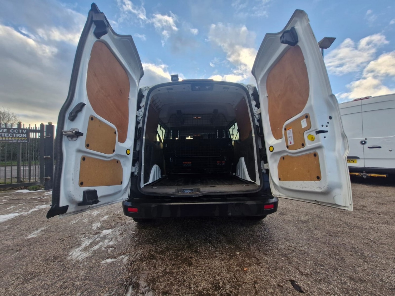 Used Ford Transit Connect 2021 for sale - 77162296: Photo 9