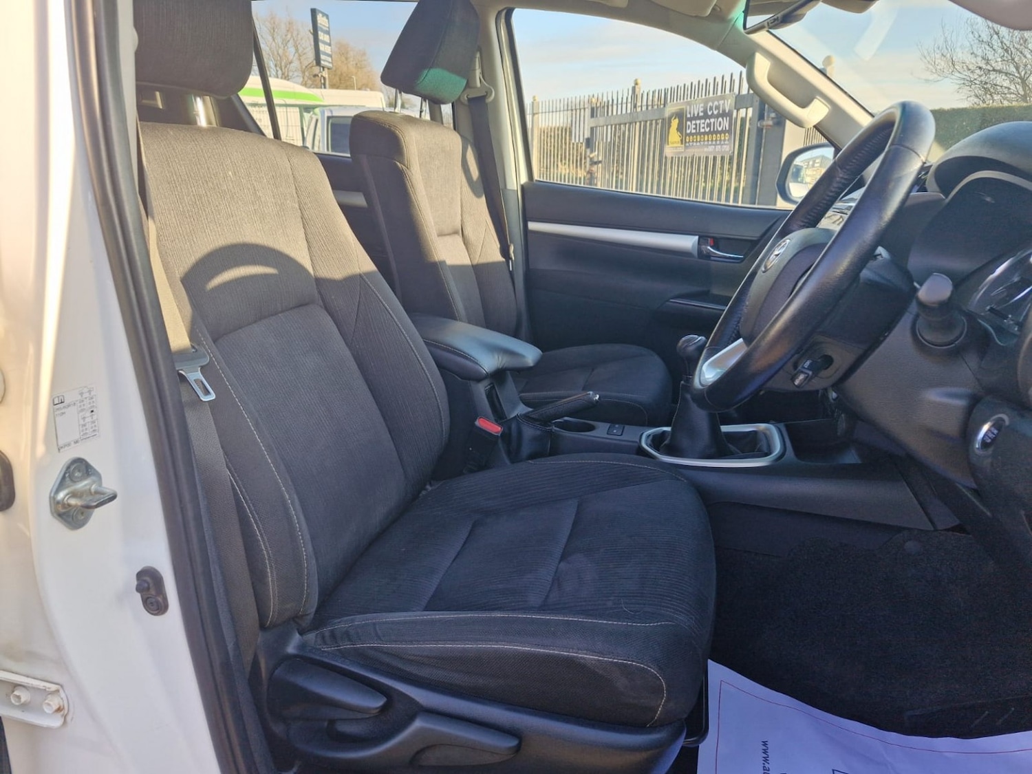 Used Toyota Hilux 2022 for sale - 77162180: Photo 11