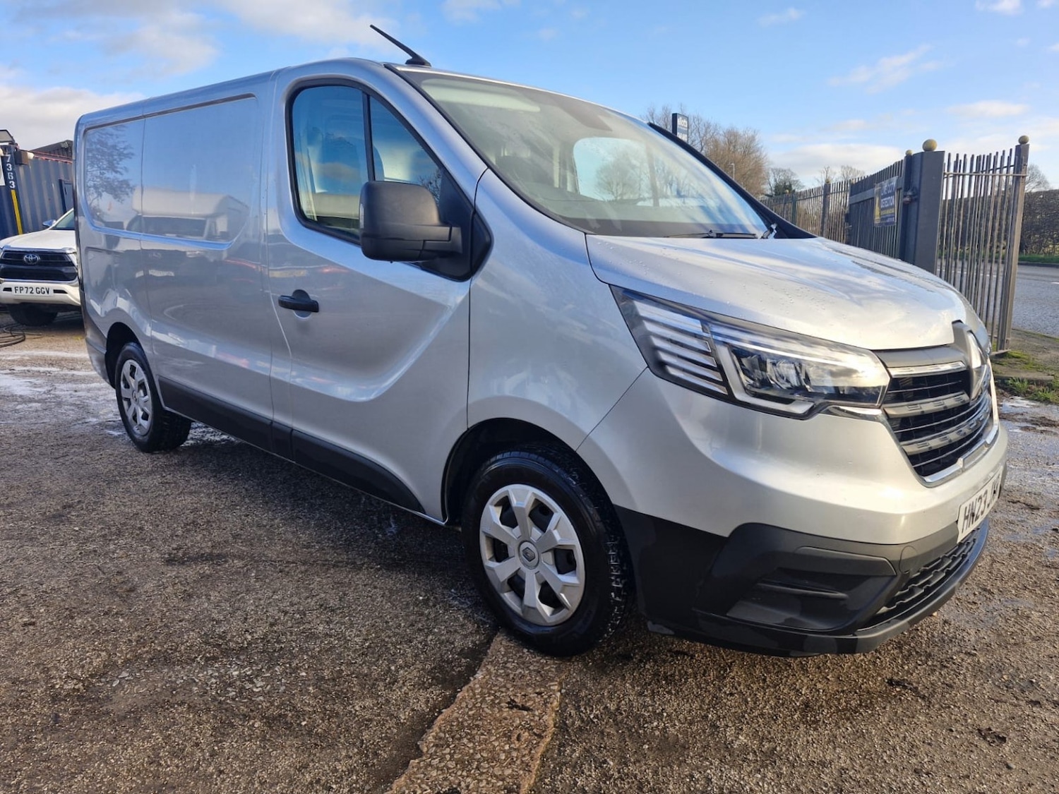 Used Renault Trafic 2023 for sale - 77162293: Photo 2