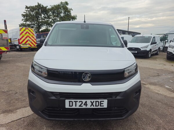 Used Vauxhall Combo 2024 for sale - 76246084: Photo 2
