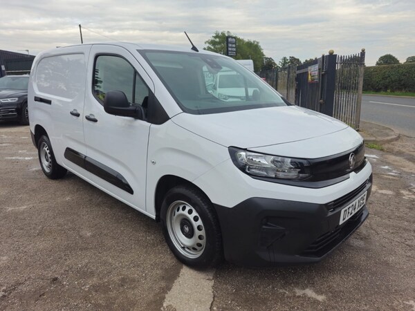 Used Vauxhall Combo 2024 for sale - 76246084: Photo 3