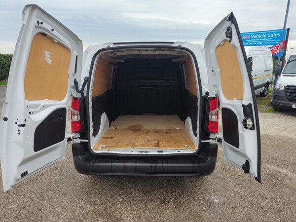 Used Vauxhall Combo 2024 for sale - 76246084: Photo 9