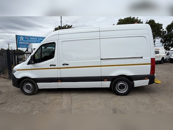 Used Mercedes-Benz Sprinter 2023 for sale - 79323867: Photo