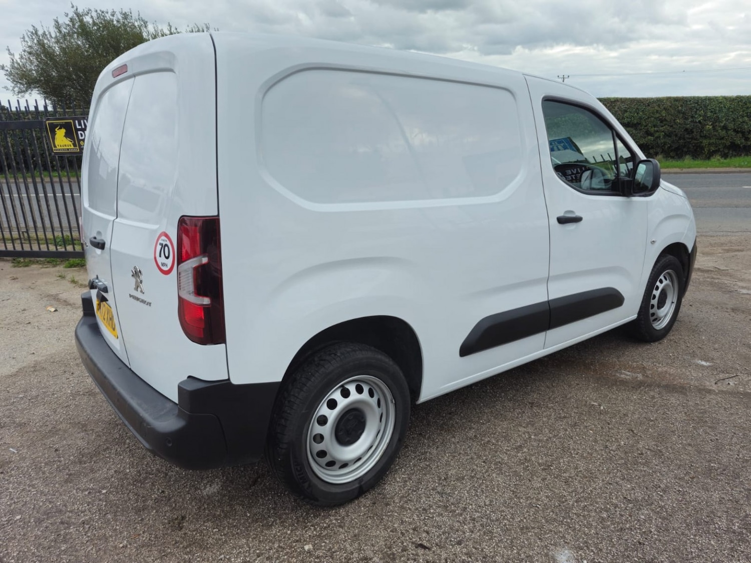 Used Peugeot Partner 2023 for sale - 76246096: Photo 7