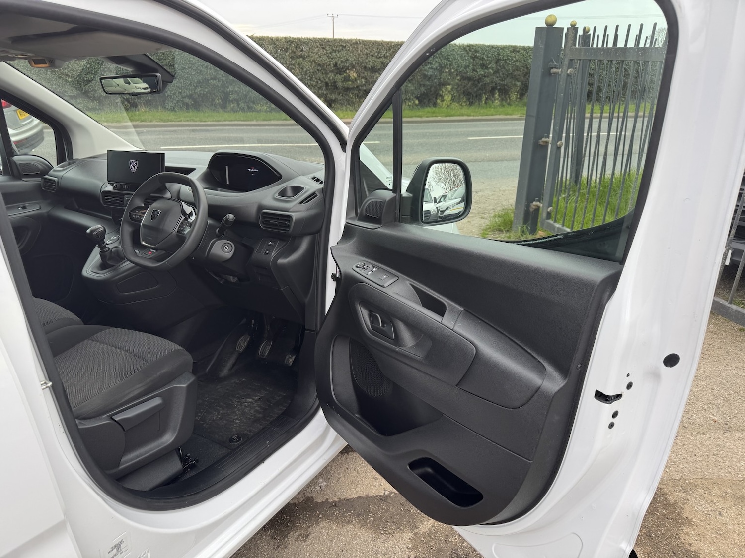 Used Peugeot Partner 2024 for sale - 78031641: Photo 12