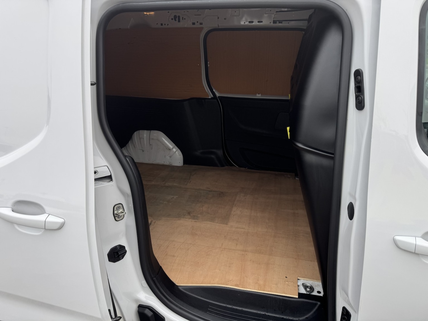 Used Peugeot Partner 2024 for sale - 78031641: Photo 7