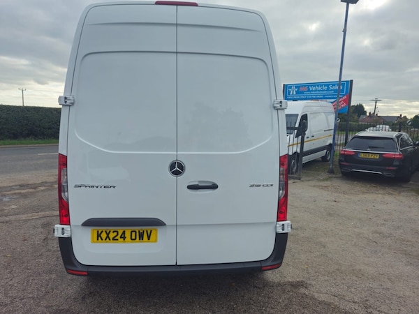 Used Mercedes-Benz Sprinter 2024 for sale - 76246127: Photo 8