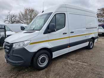 Mercedes-Benz Sprinter feature image