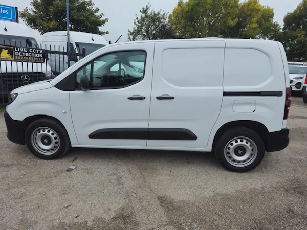 Used Vauxhall Combo 2024 for sale - 76246099: Photo 4