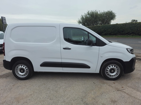Used Vauxhall Combo 2024 for sale - 76246099: Photo 5