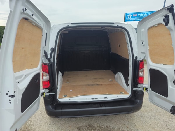 Used Vauxhall Combo 2024 for sale - 76246099: Photo 9
