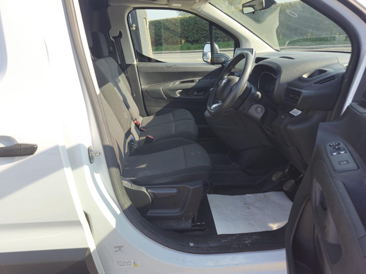 Used Toyota ProAce 2023 for sale - 76794420: Photo 11