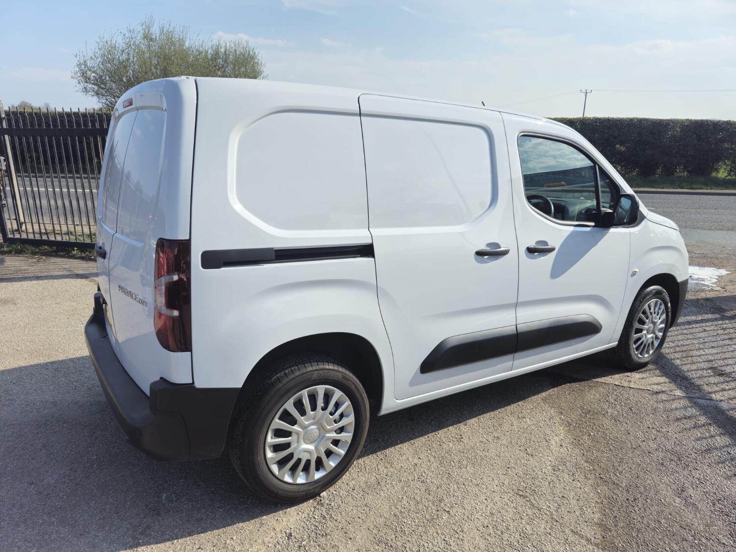 Used Toyota ProAce 2023 for sale - 76794420: Photo 7