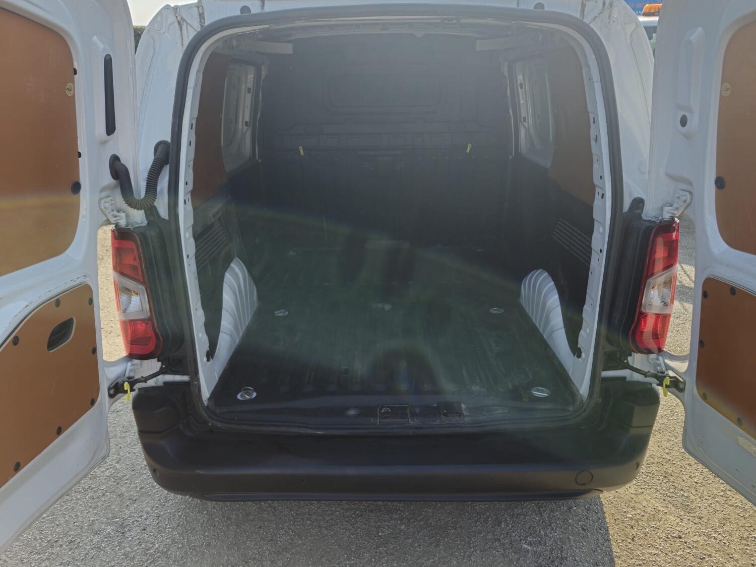 Used Toyota ProAce 2023 for sale - 76794420: Photo 9