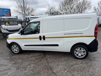 Used Fiat Doblo 2022 for sale - 77781677: Photo