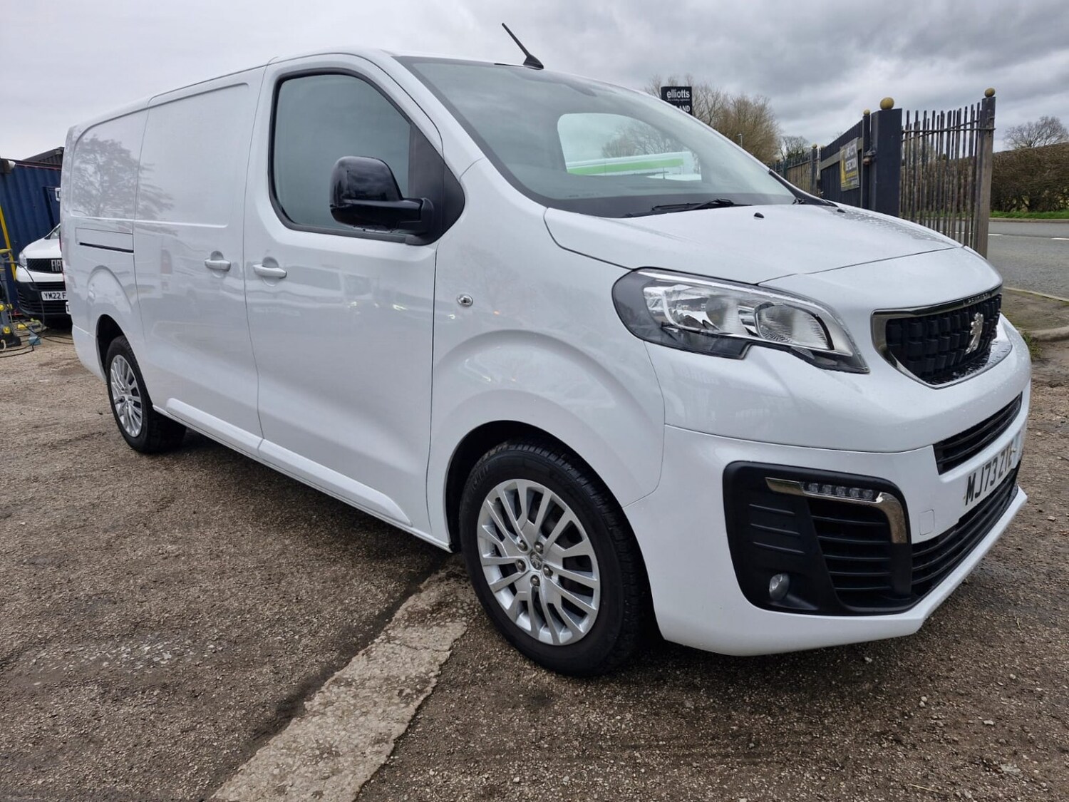 Used Peugeot Expert 2023 for sale - 77694385: Photo 3