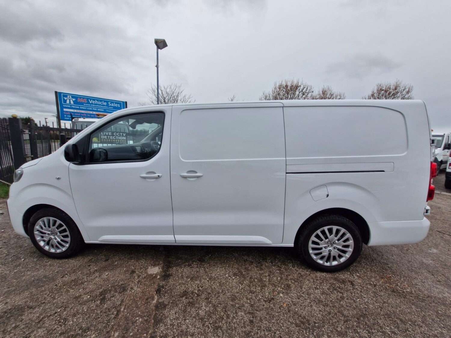 Used Peugeot Expert 2023 for sale - 77694385: Photo 4